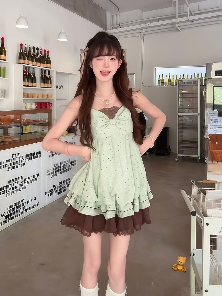 Urocza koreańska sukienka na r – Elastic Lace Trim recenzja i cena